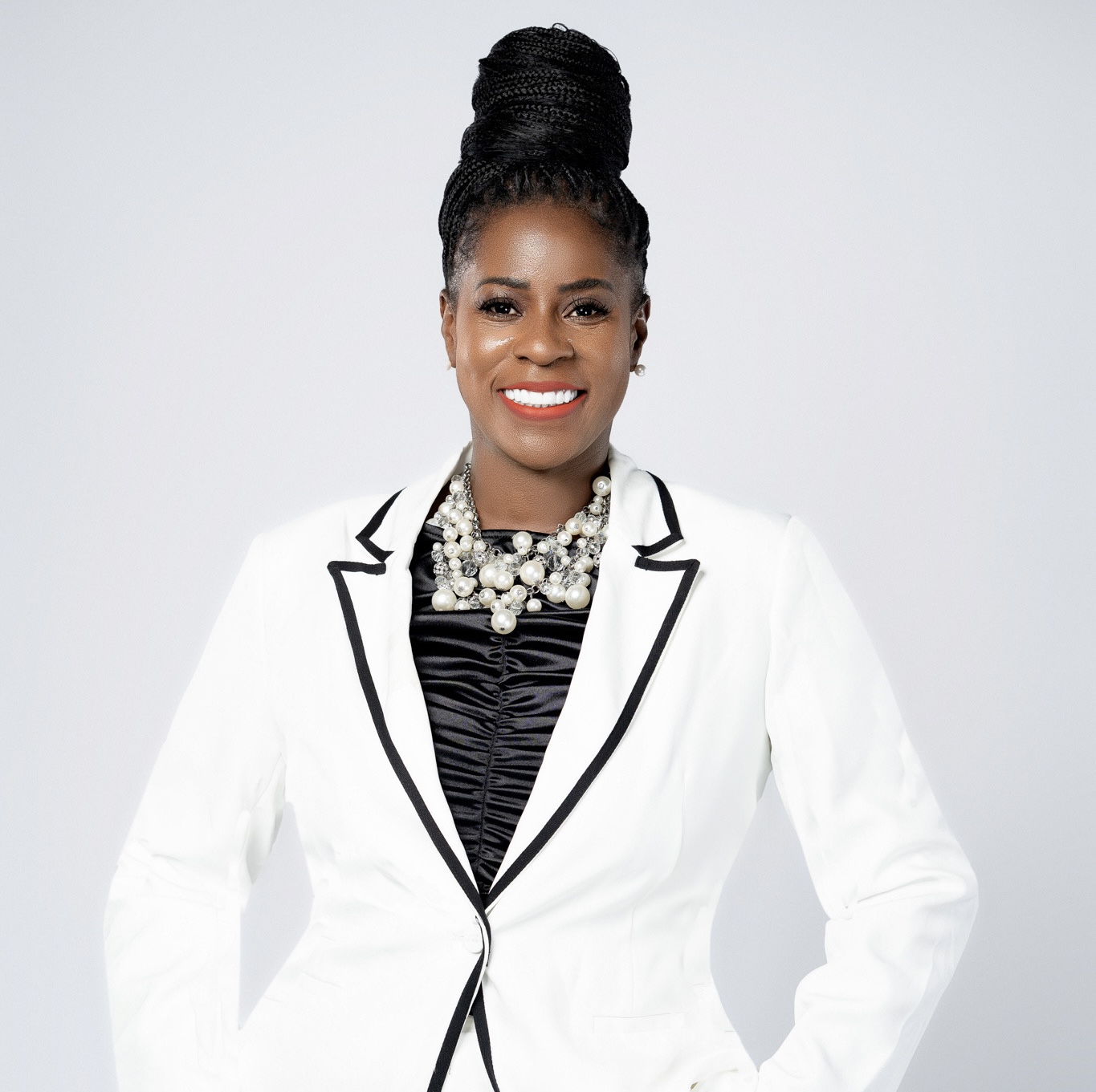 RaCynta Abdullah, Founder of HomeChaser Team & Network
